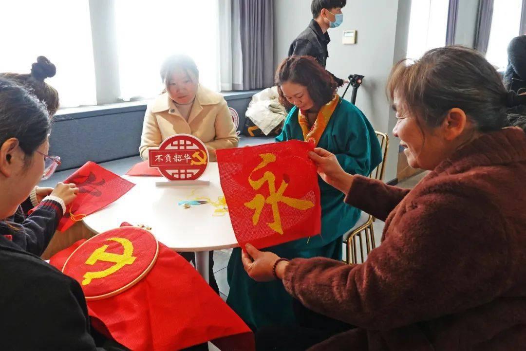 芭比一字肩